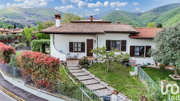 casa indipendente in vendita a Monticelli Brusati