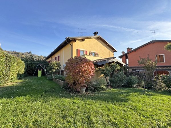 casa indipendente in vendita a Monticelli Brusati
