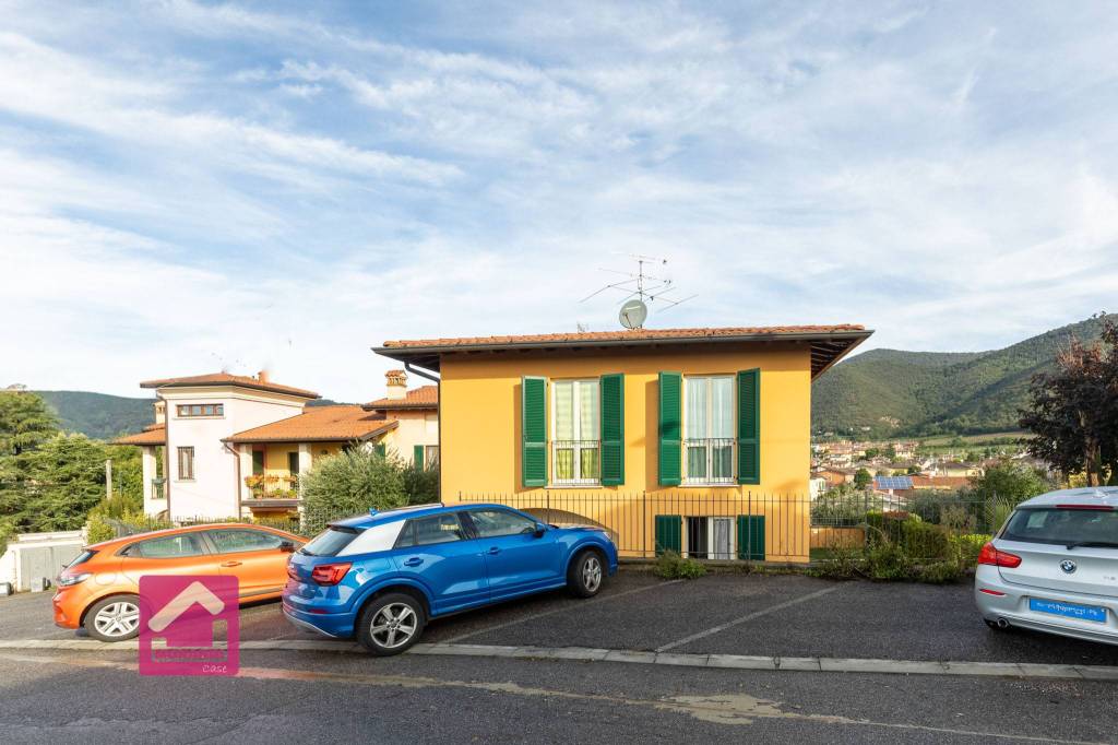 casa indipendente in vendita a Monticelli Brusati