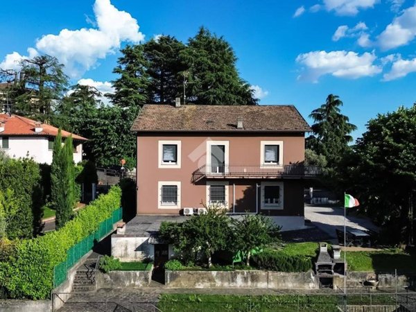 casa indipendente in vendita a Monticelli Brusati