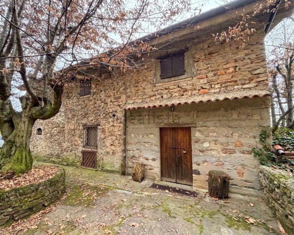 casa indipendente in vendita a Monticelli Brusati