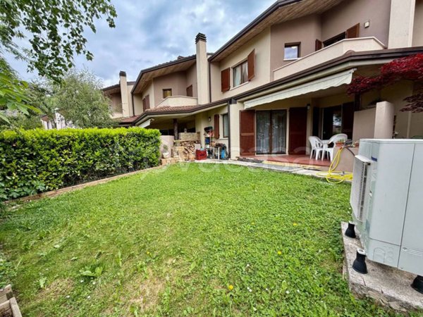casa indipendente in vendita a Monticelli Brusati