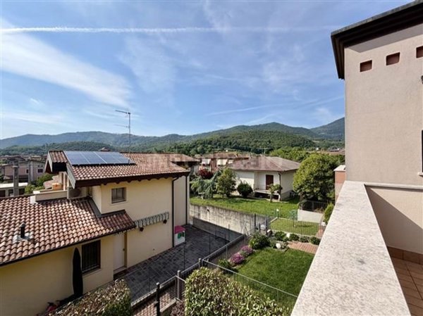 appartamento in vendita a Monticelli Brusati