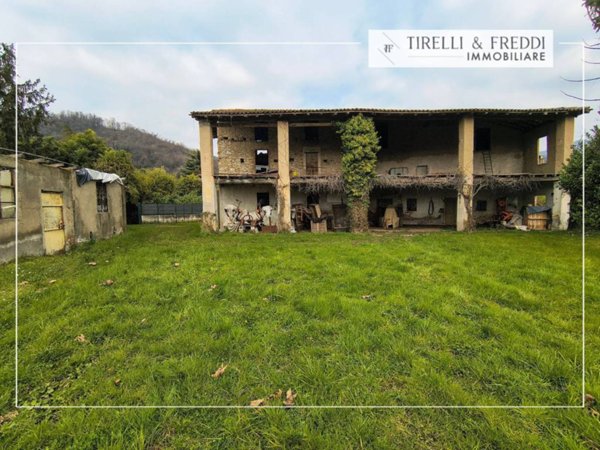 casa indipendente in vendita a Monticelli Brusati
