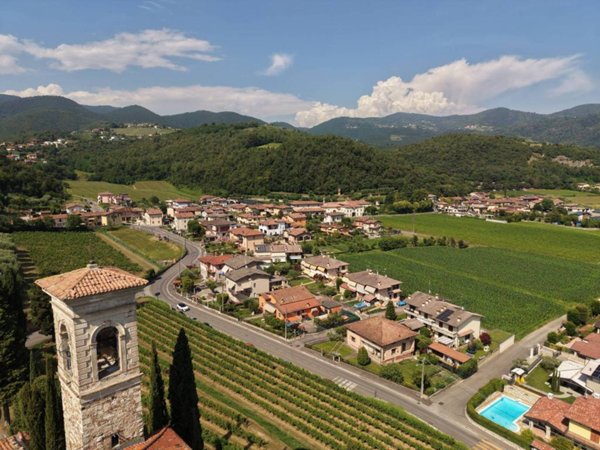 appartamento in vendita a Monticelli Brusati