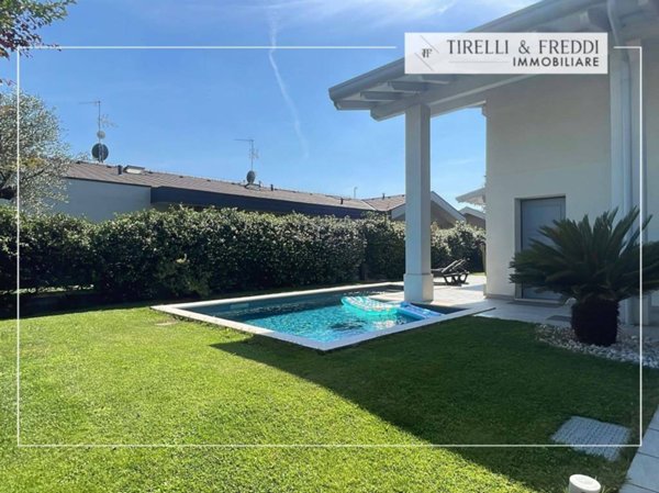 casa indipendente in vendita a Monticelli Brusati