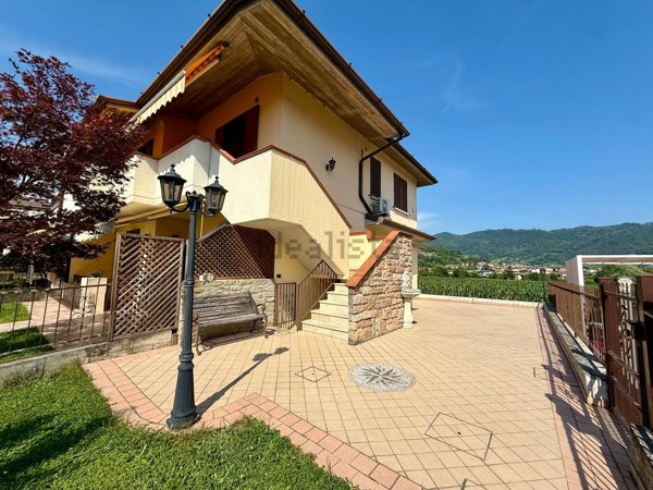 appartamento in vendita a Monticelli Brusati