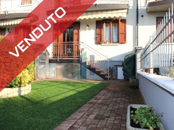 casa indipendente in vendita a Montichiari in zona Novagli