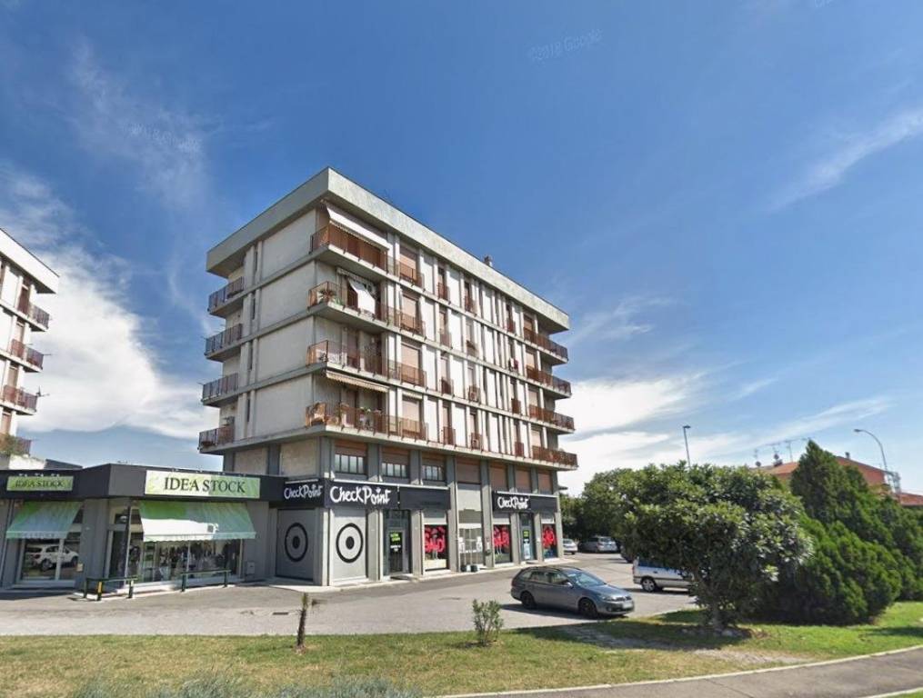 negozio in vendita a Montichiari