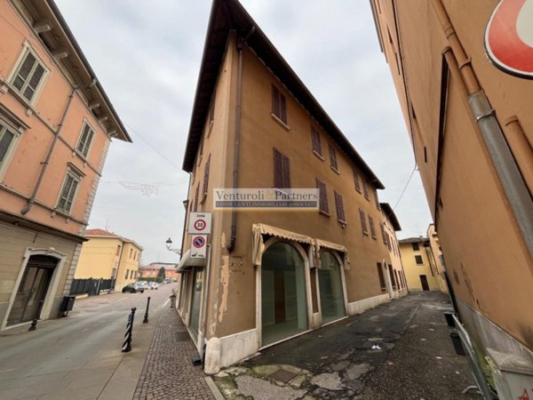 appartamento in vendita a Montichiari in zona Centro Storico