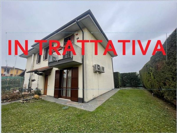 casa indipendente in vendita a Montichiari