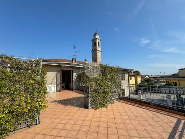 casa indipendente in vendita a Montichiari