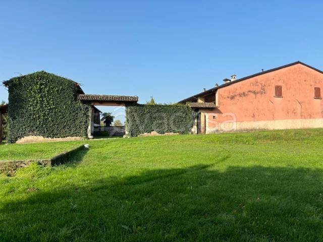 casa indipendente in vendita a Montichiari in zona Vighizzolo