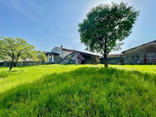 casa indipendente in vendita a Montichiari