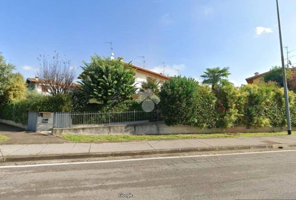 casa indipendente in vendita a Montichiari