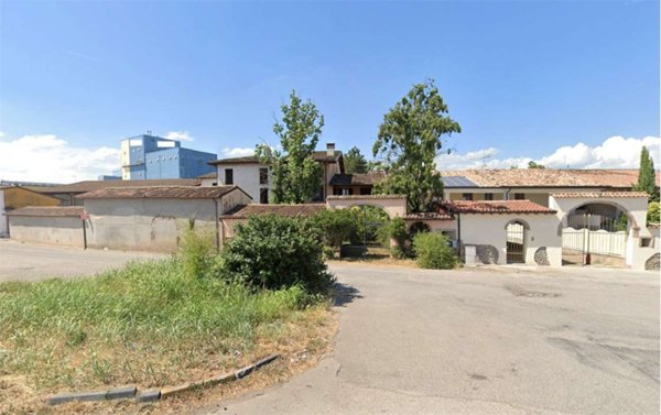 casa indipendente in vendita a Montichiari in zona Santellone