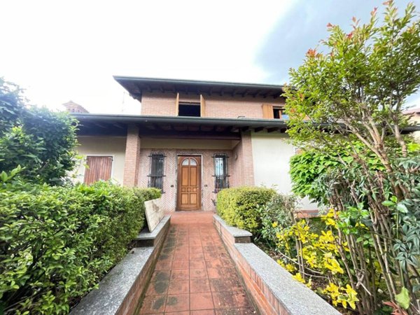 casa indipendente in vendita a Montichiari