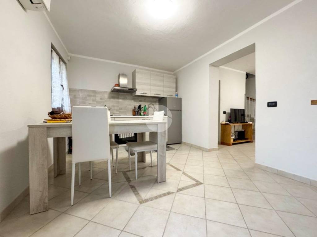 casa indipendente in vendita a Montichiari in zona Rò