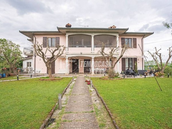 casa indipendente in vendita a Montichiari