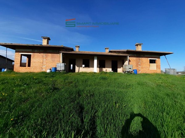 casa indipendente in vendita a Montichiari in zona Rò