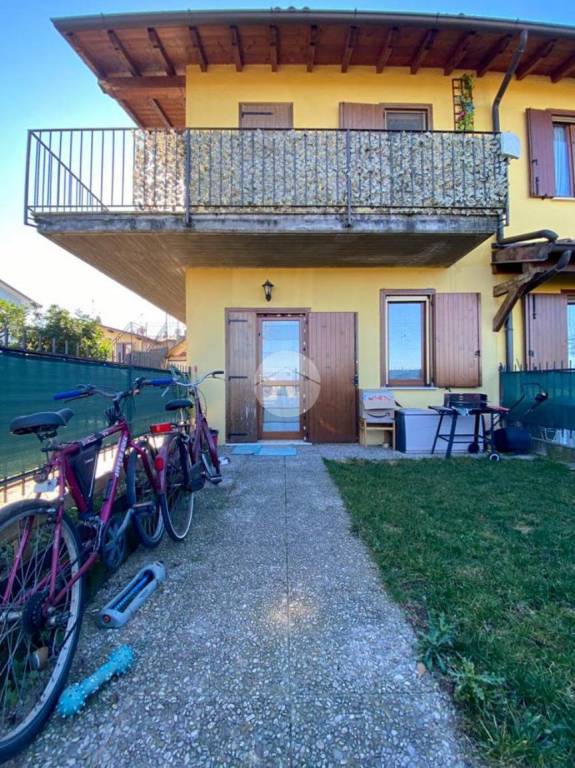 appartamento in vendita a Montichiari in zona Santa Giustina