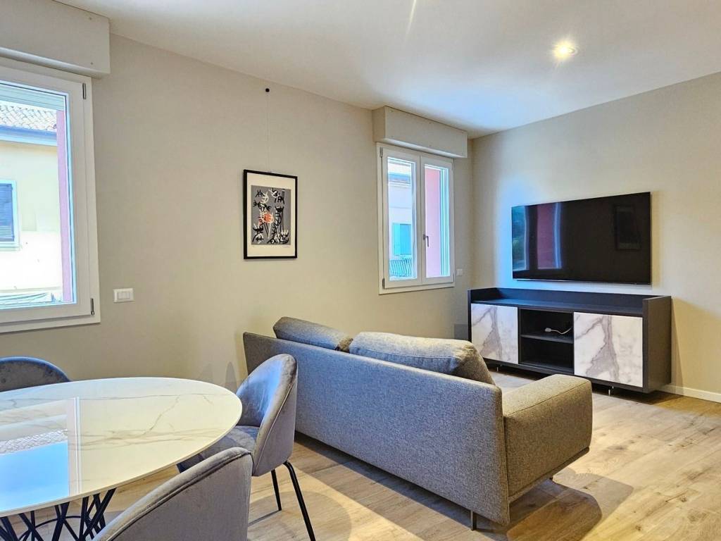 casa indipendente in vendita a Montichiari in zona Rò