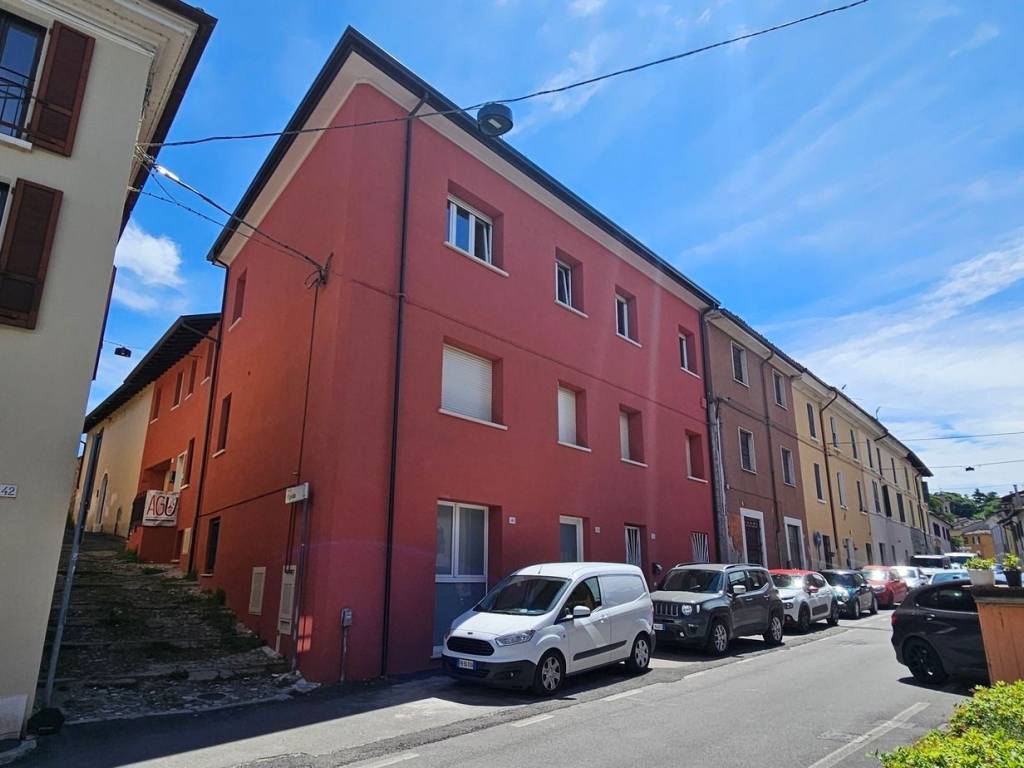 casa indipendente in vendita a Montichiari in zona Rò