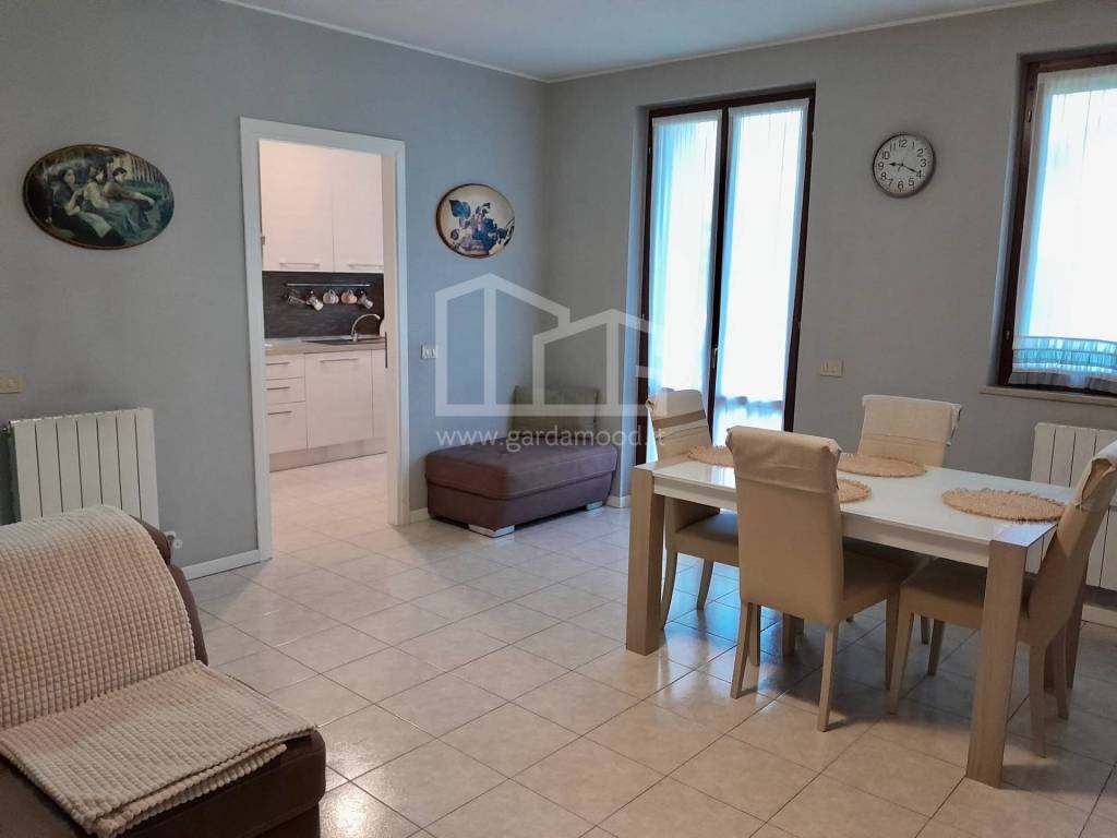 appartamento in vendita a Montichiari in zona Rò