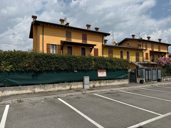 appartamento in vendita a Montichiari in zona Vighizzolo