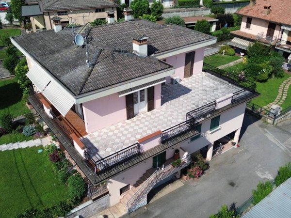casa indipendente in vendita a Montichiari