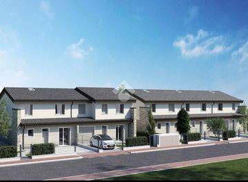 casa indipendente in vendita a Montichiari in zona Rò