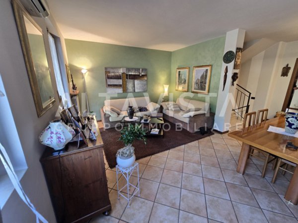 casa indipendente in vendita a Montichiari
