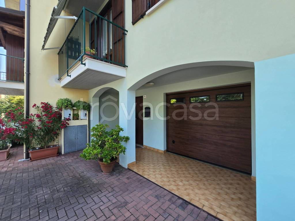 casa indipendente in vendita a Montichiari