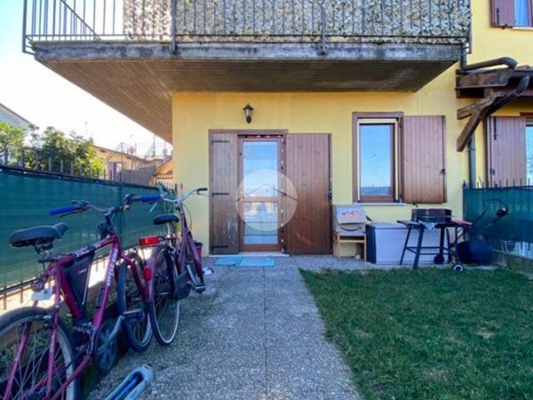 appartamento in vendita a Montichiari in zona Santa Giustina