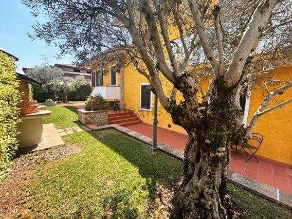 casa indipendente in vendita a Montichiari
