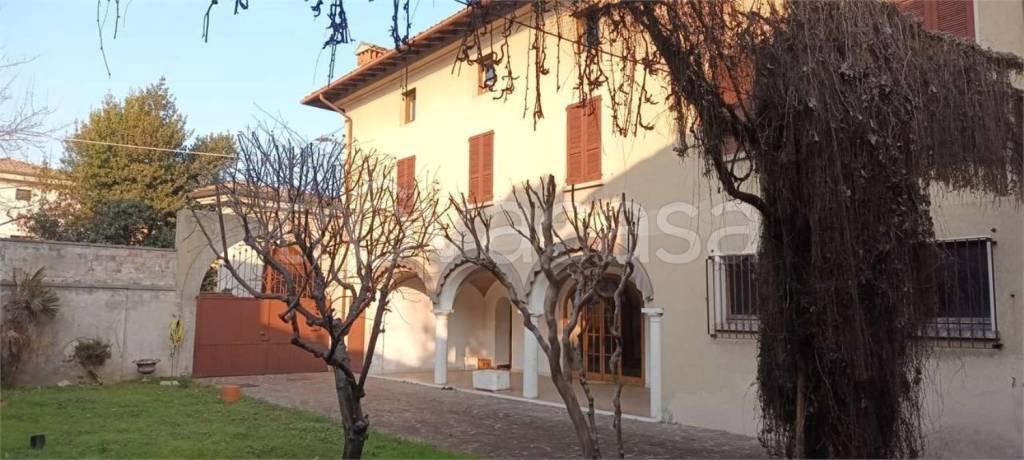 casa indipendente in vendita a Montichiari