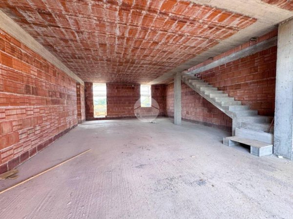 casa indipendente in vendita a Montichiari in zona Rò