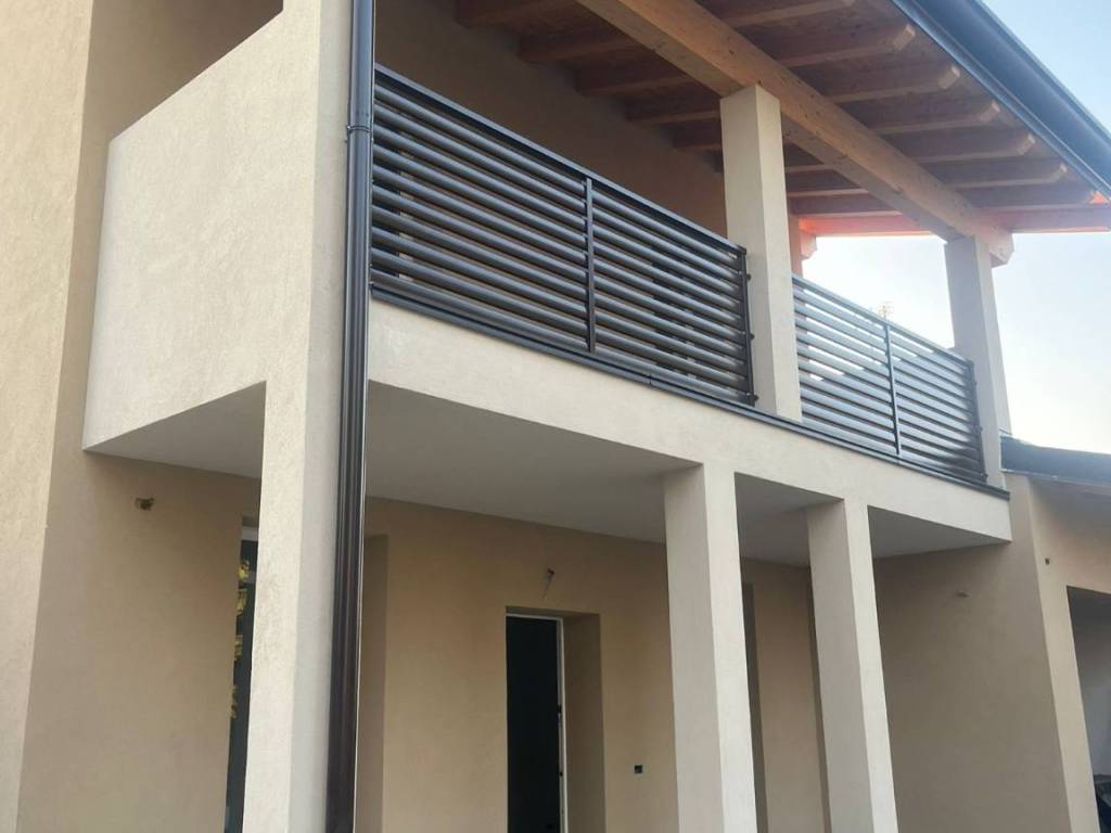 casa indipendente in vendita a Montichiari in zona Sant'Antonio