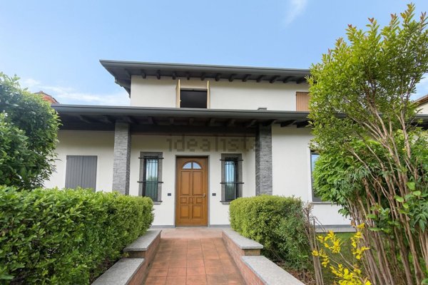 casa indipendente in vendita a Montichiari in zona Vighizzolo