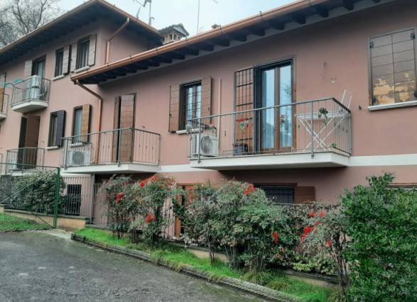 appartamento in vendita a Montichiari in zona Rò