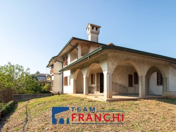 casa indipendente in vendita a Montichiari in zona Rò