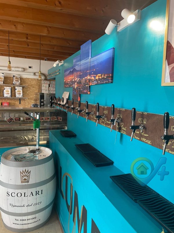 negozio in vendita a Montichiari in zona Centro Storico