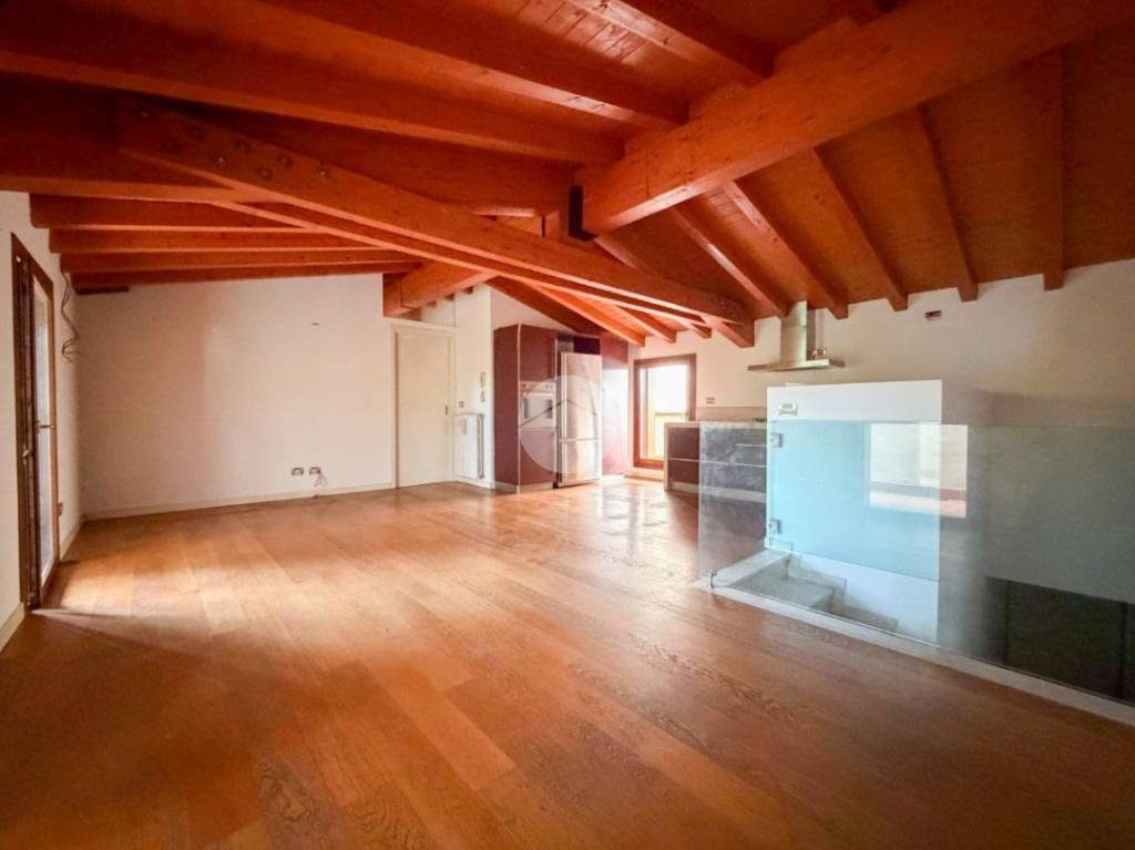 appartamento in vendita a Montichiari in zona Centro Storico