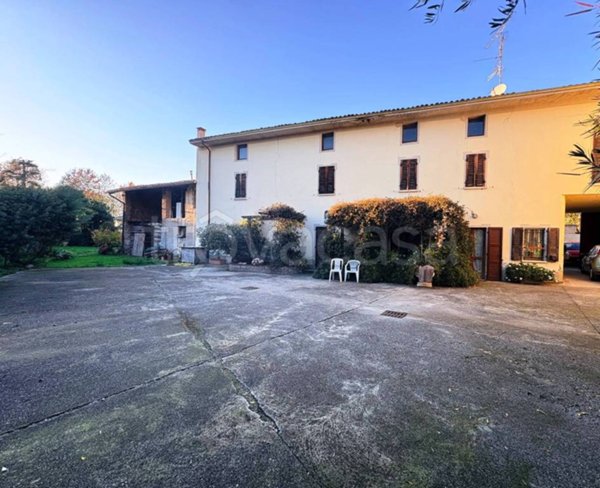 casa indipendente in vendita a Montichiari