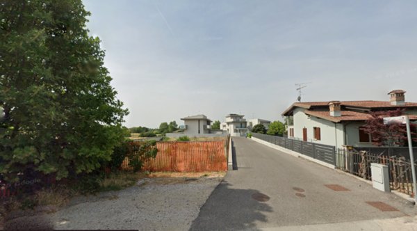 casa indipendente in vendita a Montichiari in zona Rò