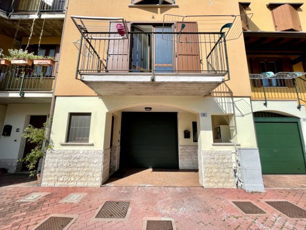 casa indipendente in vendita a Montichiari