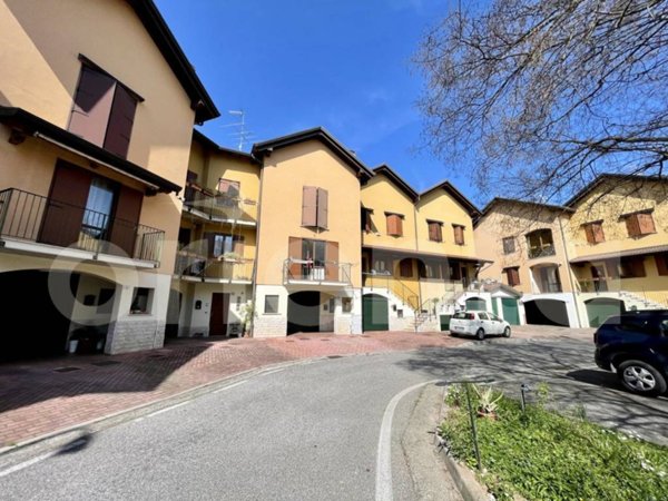casa indipendente in vendita a Montichiari