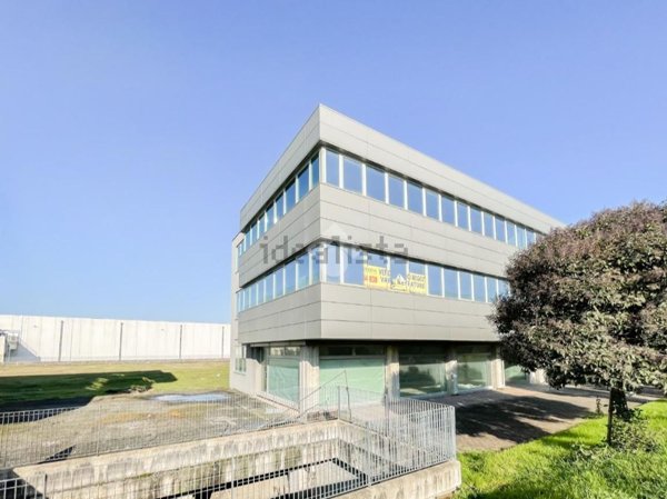ufficio in vendita a Montichiari