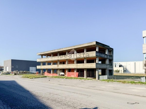 ufficio in vendita a Montichiari