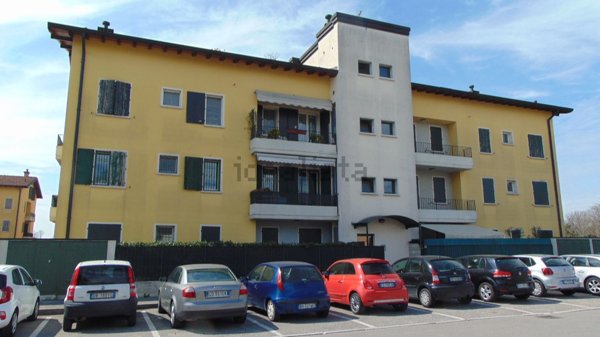 appartamento in vendita a Montichiari in zona Fascia D'oro